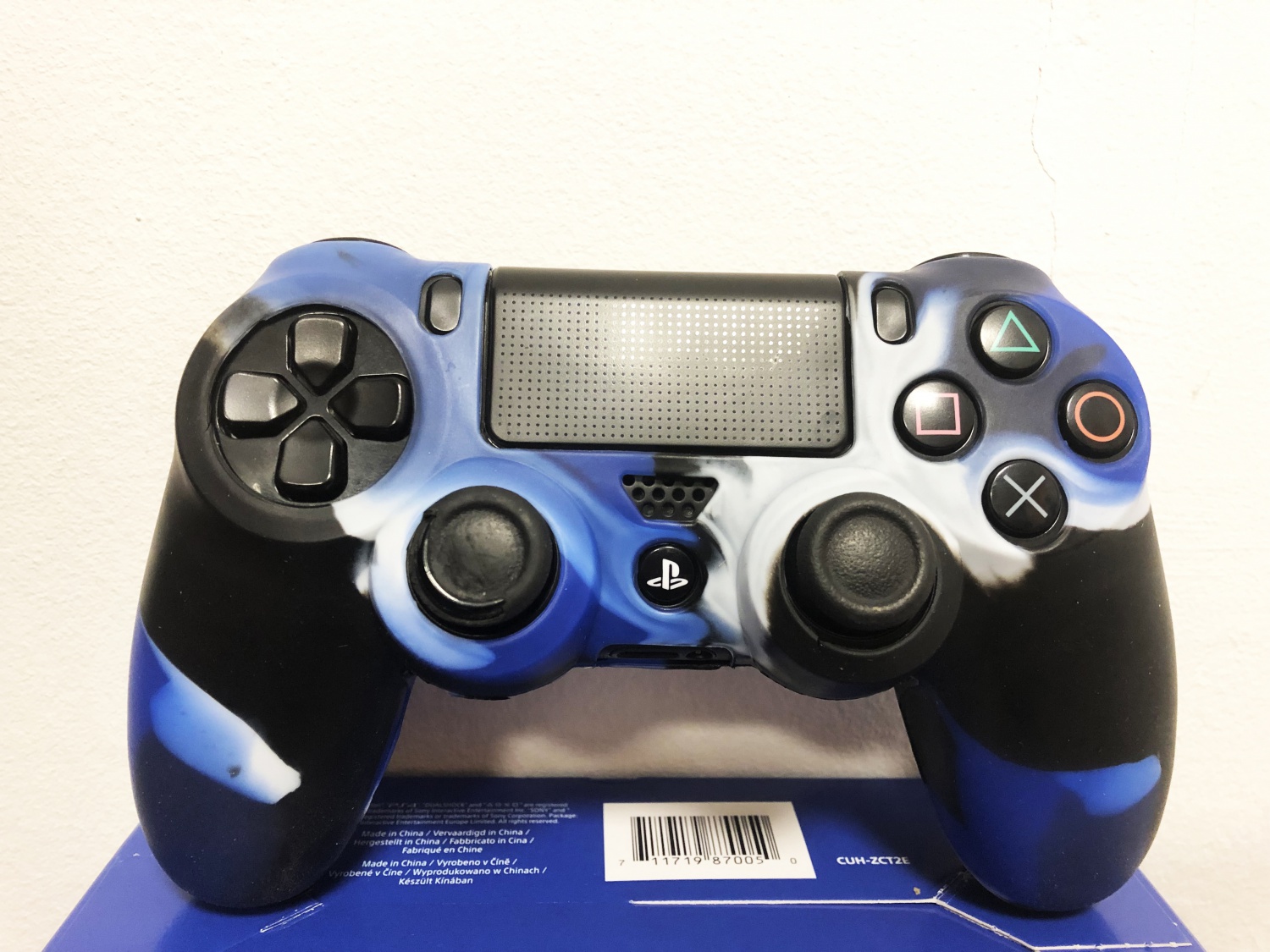 PS4 Силиконовый футляр для контроллера (синий камуфляж)
